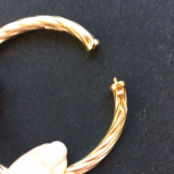 Bangle - Picture 3 of 5